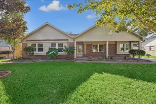 1802 San Sebastian Ln, Houston, TX 77058 - Photo 1