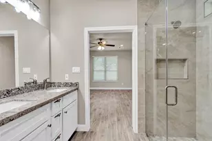 11101 Park Dr, Willis, TX 77378 - Photo 25