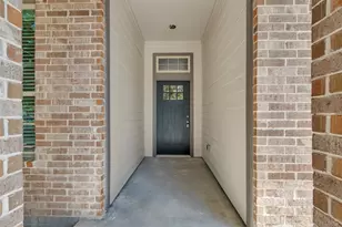11101 Park Dr, Willis, TX 77378 - Photo 3