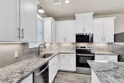 11101 Park Dr, Willis, TX 77378 - Photo 19