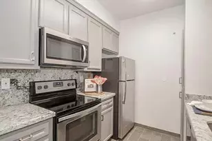 7950 N Stadium Dr, Houston, TX 77030 - Photo 3