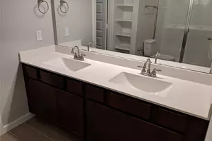 202 Oakcrest, Conroe, TX 77304 - Photo 7