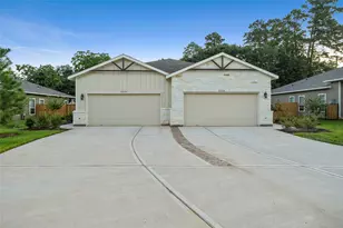202 Oakcrest, Conroe, TX 77304 - Photo 3