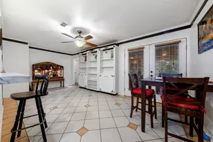 5519 Cheshire Ln, Houston, TX 77092 - Photo 9