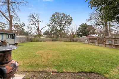 5519 Cheshire Lane, Houston, TX 77092 - Photo 21