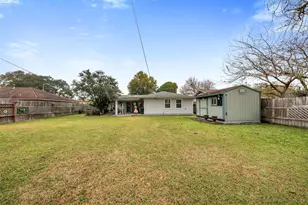 5519 Cheshire Ln, Houston, TX 77092 - Photo 23