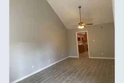 6401 Deihl Road #202, Houston, TX 77092 - Photo 9