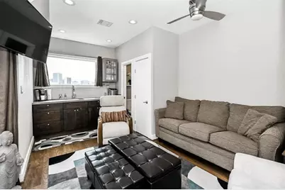 1608 W Webster Street #B, Houston, TX 77019 - Photo 7