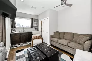 1608 W Webster St, Houston, TX 77019 - Photo 7