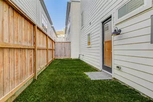 6313 Chelsea Falls Ln, Houston, TX 77008 - Photo 33