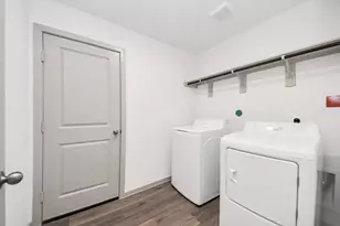 1018 Bluegill Ln, Alvin, TX 77511 - Photo 7