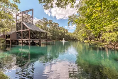 246 Litchfield Lane, Houston, TX 77024 - Photo 17