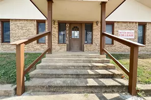 702 N Richmond, Wharton, TX 77488 - Photo 3