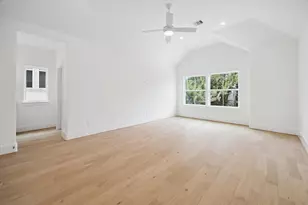 308 E 28th St, Houston, TX 77008 - Photo 7