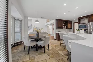 8321 Burkhart Ct, Houston, TX 77055 - Photo 15