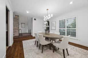 8321 Burkhart Ct, Houston, TX 77055 - Photo 9