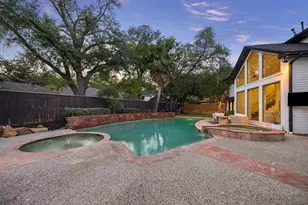 8321 Burkhart Ct, Houston, TX 77055 - Photo 35