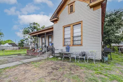 1917 Elysian Street, Houston, TX 77026 - Photo 13