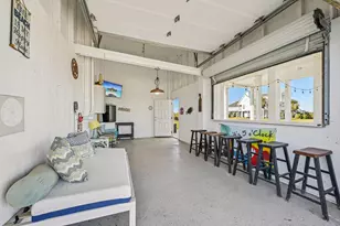 4017 Biscayne Beach Rd, Port Bolivar, TX 77650 - Photo 5