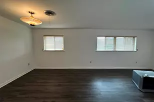 1902 Gillette St, Baytown, TX 77520 - Photo 5