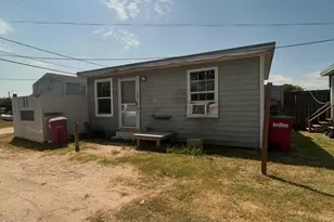727 W 6th St, Freeport, TX 77541 - Photo 1