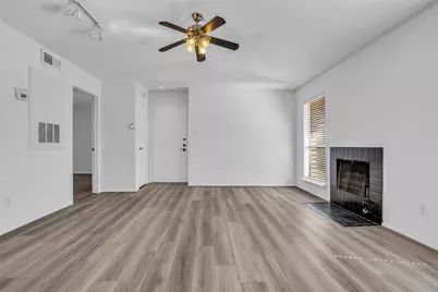 2025 Augusta Drive #304, Houston, TX 77057 - Photo 5