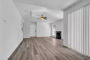 2025 Augusta Dr, Houston, TX 77057 - Photo 11