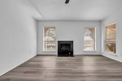 2025 Augusta Drive #304, Houston, TX 77057 - Photo 3