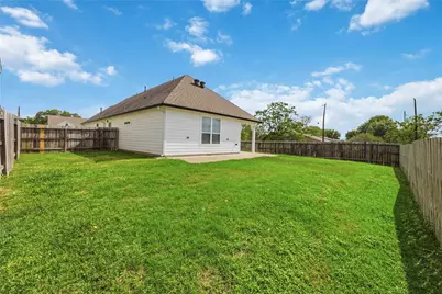 148 Austin Road, Angleton, TX 77515 - Photo 25
