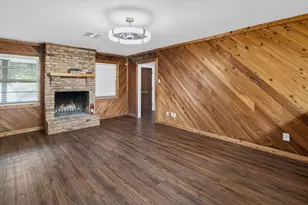2027 Ottawa Ln, Houston, TX 77043 - Photo 11