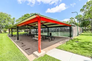 4110 Summit Valley Dr, Houston, TX 77082 - Photo 33