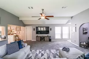 4110 Summit Valley Dr, Houston, TX 77082 - Photo 11