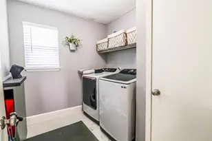 4110 Summit Valley Dr, Houston, TX 77082 - Photo 25