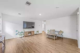 14423 Woodcott Warren Wy, Rosharon, TX 77583 - Photo 5