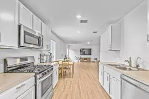 14423 Woodcott Warren Wy, Rosharon, TX 77583 - Photo 9