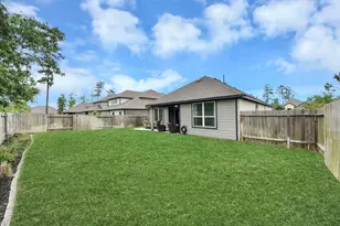 14136 Lake Lodge Dr, Conroe, TX 77384 - Photo 35