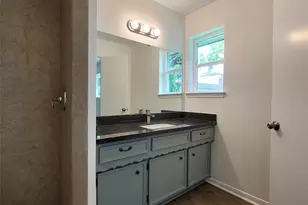 12303 Meadow Berry Dr, Meadows Place, TX 77477 - Photo 17