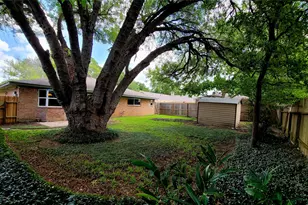 12303 Meadow Berry Dr, Meadows Place, TX 77477 - Photo 5