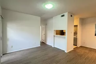 6602 Harbor Town Dr, Houston, TX 77036 - Photo 13