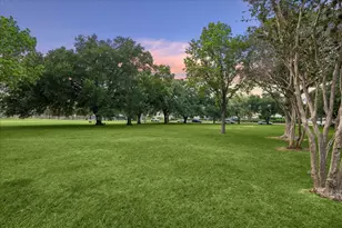 3614 Golf Dr, Houston, TX 77018 - Photo 29