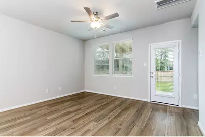 18537 Meadow Point Lane, Conroe, TX 77316 - Photo 11