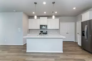 18537 Meadow Point Ln, Conroe, TX 77316 - Photo 7