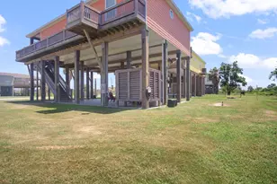 933 Magnolia Ln, Port Bolivar, TX 77650 - Photo 39