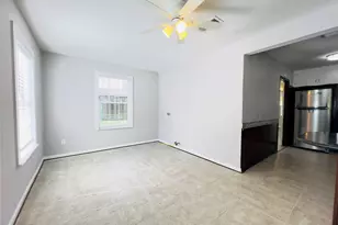 1013 17th Ave N, Texas City, TX 77590 - Photo 15