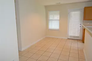 13018 Hill Canyon Ln, Houston, TX 77072 - Photo 15