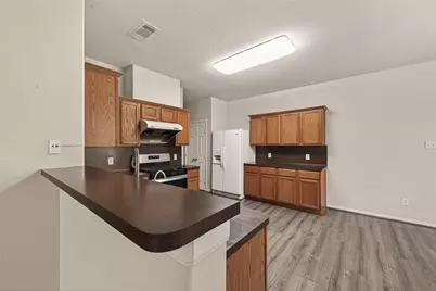 13915 Maleewan Lane, Sugar Land, TX 77498 - Photo 13