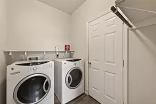 13915 Maleewan Ln, Sugar Land, TX 77498 - Photo 19