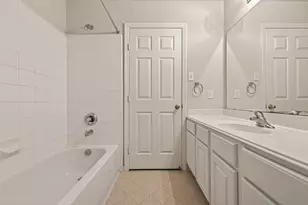 13915 Maleewan Ln, Sugar Land, TX 77498 - Photo 29