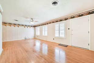 1904 Amy Dr, Baytown, TX 77520 - Photo 7