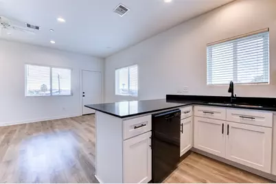 175 W 6th Street #A, Kemah, TX 77565 - Photo 13